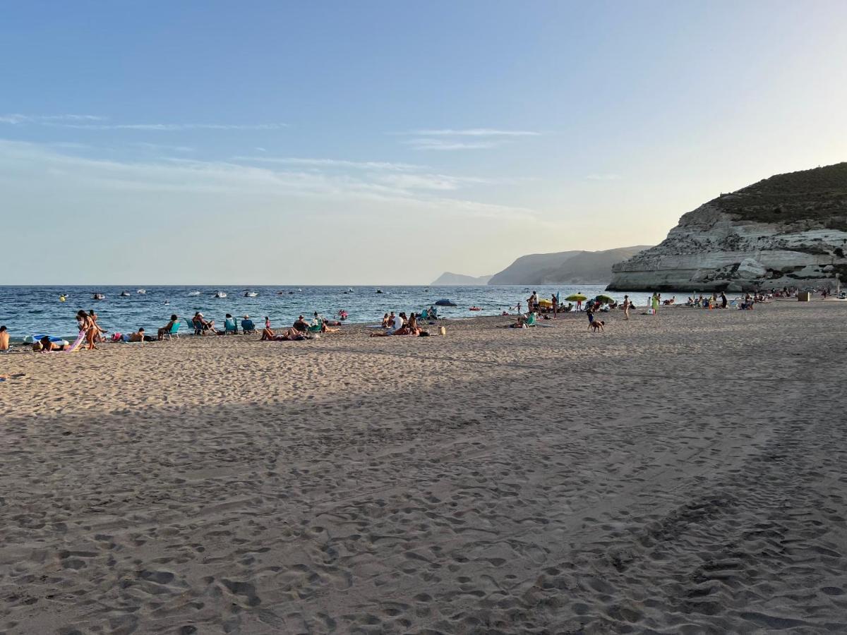 Los Pinos Del Mar - Atico Con Vistas Al Mar Вера Екстериор снимка